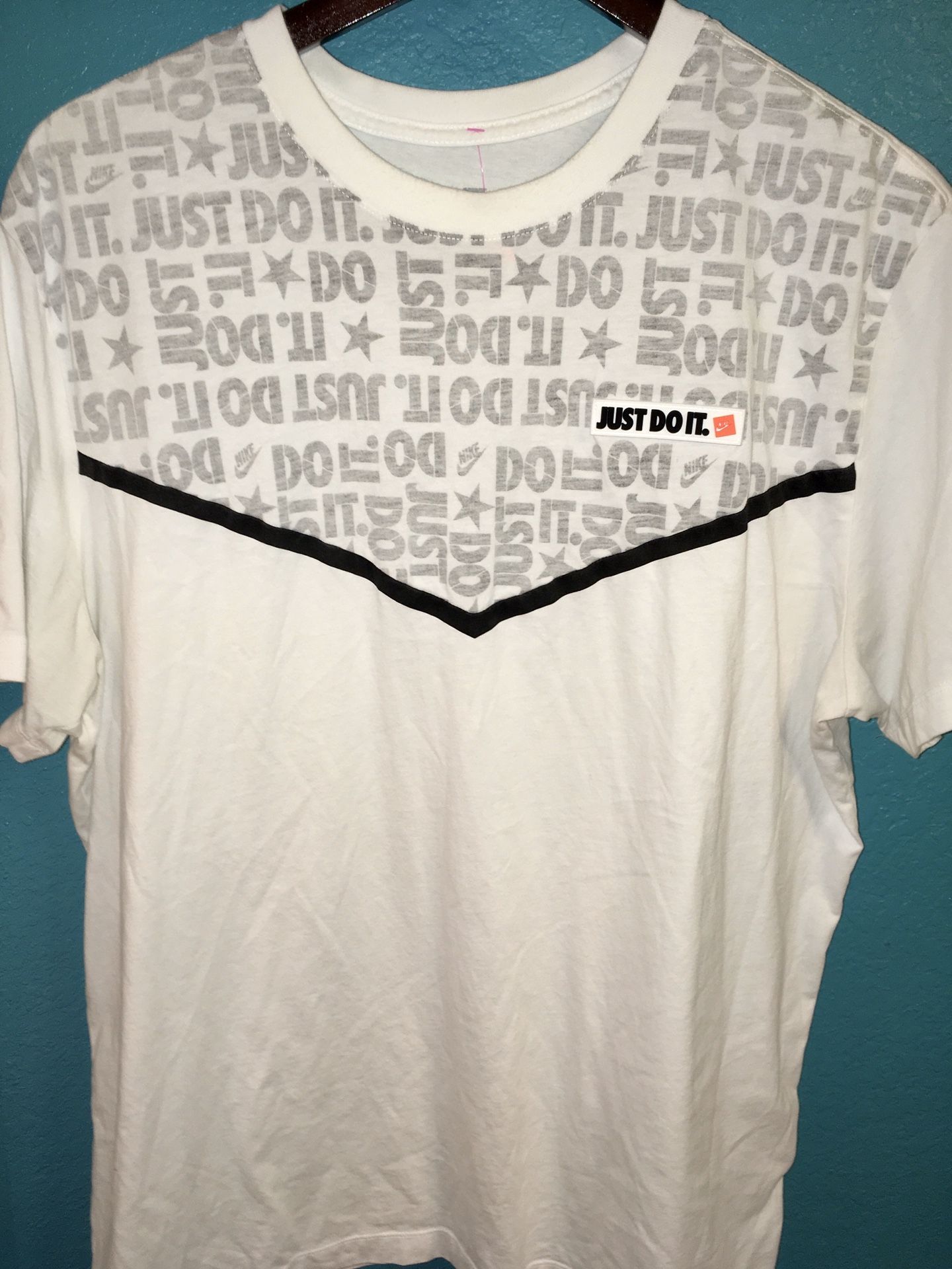 Nike adult xl shirt