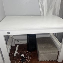 Handmade , Wooden Computer Desk . Cable Access Built In!