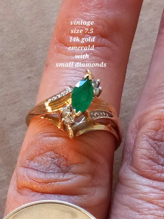$230! Awesome Super Vintage 14k Gold Emerald And Diamond Ring Size 7.5