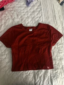 Red/burgundy crop top with built in bra  activewear  size medium