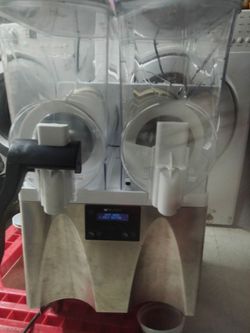 Bunn commercial frozen beverage maker / margarita machine