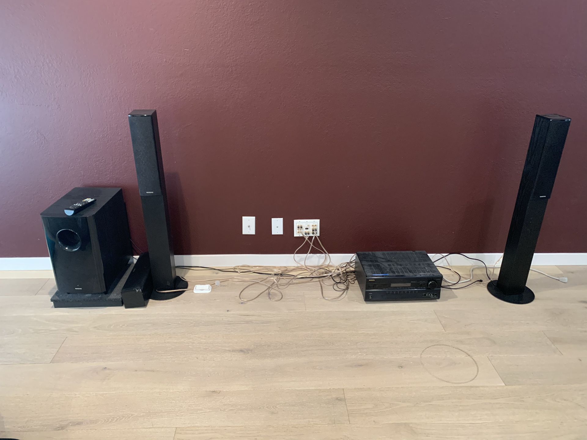 Onkyo home theater system ht-s6200