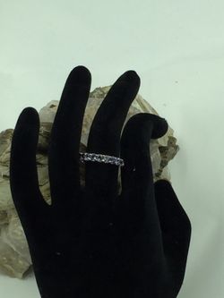 925 STER Silver Half Eternity Blue CZ Ring 8