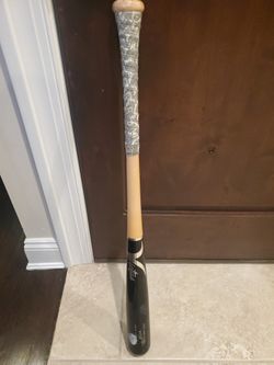 Victus Wood Bat 32 Inch Drop 3 (29oz)