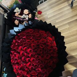 100 Red Roses Birthday Bouquet 