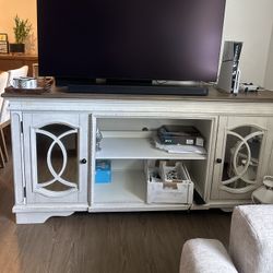 Tv Stand Or Buffet Bar 