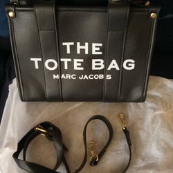 THE TOTE BAG   MARC JACOBS