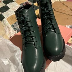 Green Boots / Botas