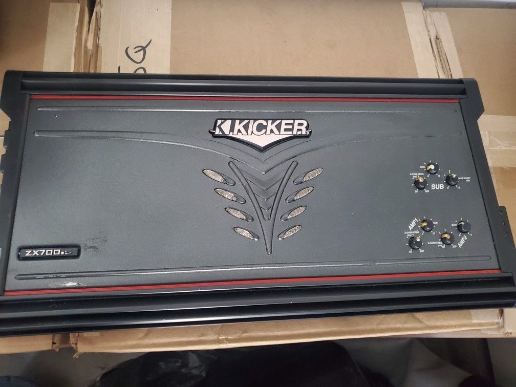 KICKER ZX 700.5  5 CHANNEL AMPLIFIER 
