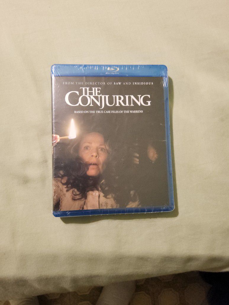 THE CONJURING BLU-RAY BRAND NEW & SEALED FROM DIRECTOR OF SAW & INSIDIOUS !