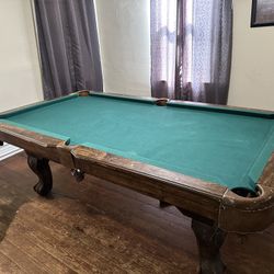 7 Foot Pool Table 