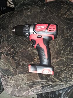 Milwaukee  Drill  M18. New