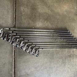 TaylorMade Sim Max Irons