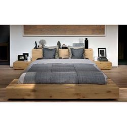 King Oak Solid Wood Platform Bed