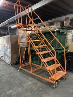 9 step rolling ladder