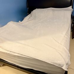 Queen Bed Frame w Mattress 