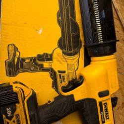 Dewalt Adhesive Gun 