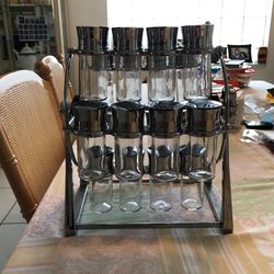 Revolving, Spinning Spice Rack With 20 Glass Spice Jars