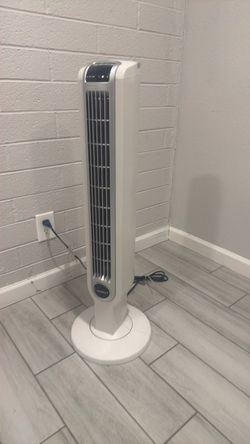 Lasco 36 inch Oscar lady fan