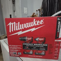 Milwaukee M18 Drill And Impact Combo Kit