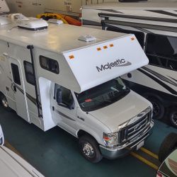 2012 Ford Thor Majestic 32A