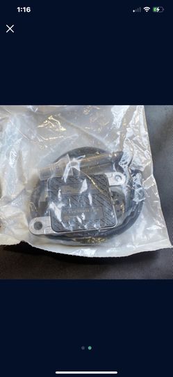 NEW NOX SENSORS FOR FREIGHTLINER CASCADIA