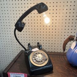 Vintage Rotary Phone Lamp
