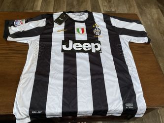 NWT Nike, Men’s Extra-Large Dry, Fit Soccer Home Jersey.