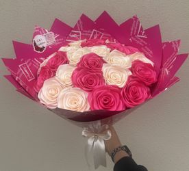 Eternal Roses / Ramos Buchones 