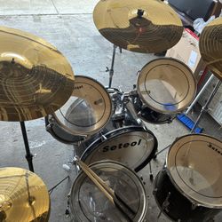 5pc Dual Bass Pedal Drum Set All New Cymbals And Drum Heads