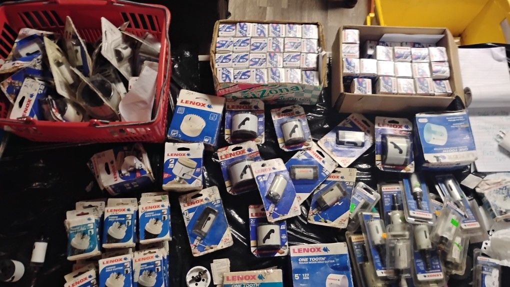 TONS OF LENOX HOLE SAWS CARBIDE AMD BI METAL