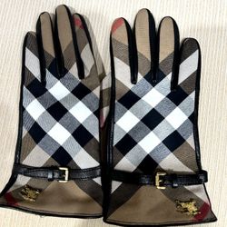 Women's Burberry Gloves