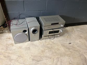 Surround sound system works great