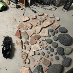 Aquarium / Terrarium Rocks (Price Per Pound)