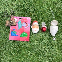 CHRISTMAS ORNAMENTS-LOT
