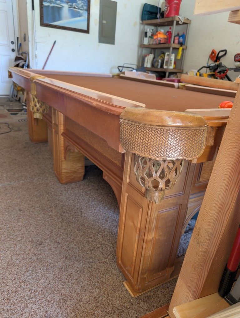 Custom Pool Table ( 8 1/2 Footer) Six Legs