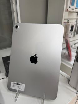 iPad 11 A16 CHIP 2025 model , with charger silver