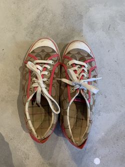 Coach sneaker size 7.5