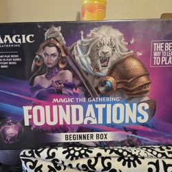 Magic Card Training Box Set. 