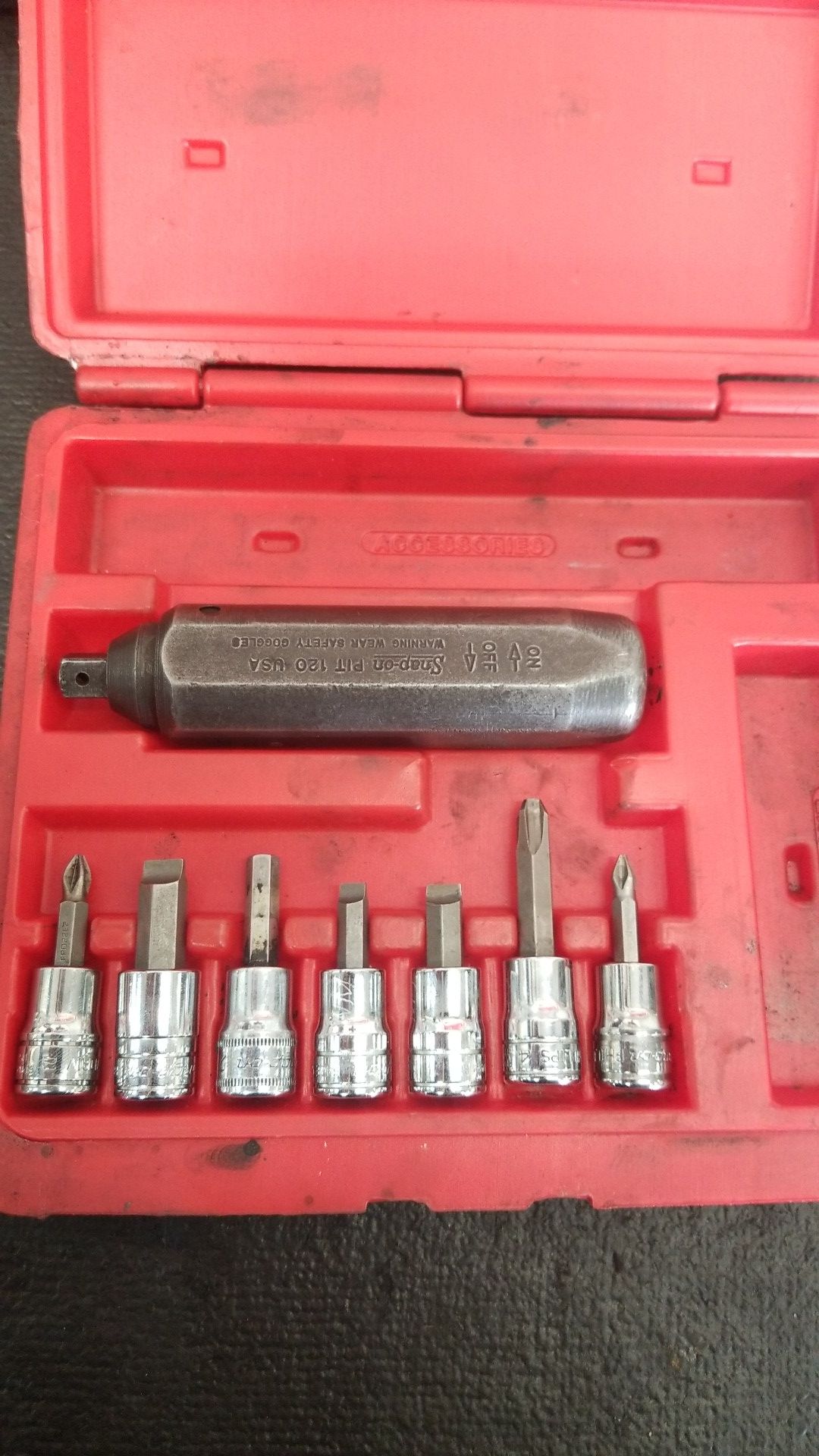 SNAP ON IMPACT DRIVER SET1