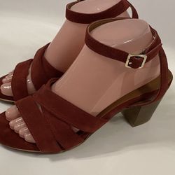 Marielle Women's Block Heels Shoes size 8. Wine red, Brand new with tags. Made in Italy! 