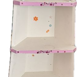 Corner Bookshelf, Princess Theme
