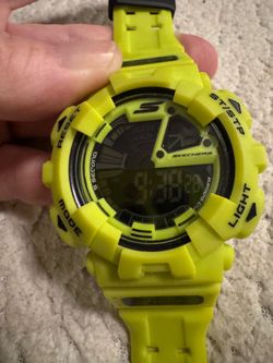 Almost new SKECHERS mens bright neon watch g-shock casio