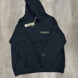 1:1 Black Essentials Hoodie