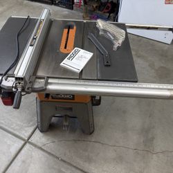 Ridgid R4512 10″ Table Saw – $400 OBO