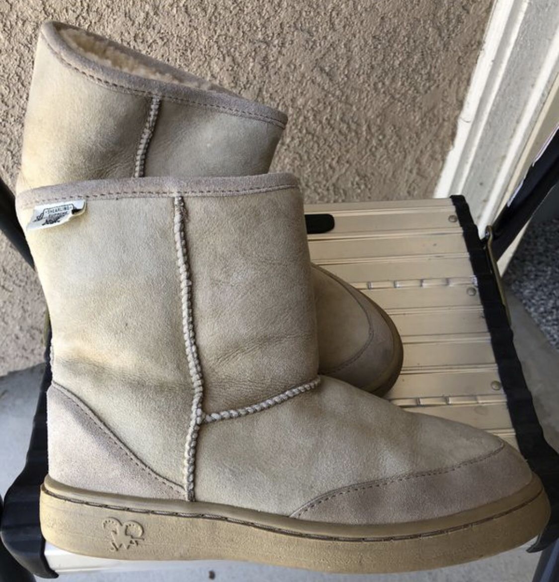 Shearling supreme outlet boots