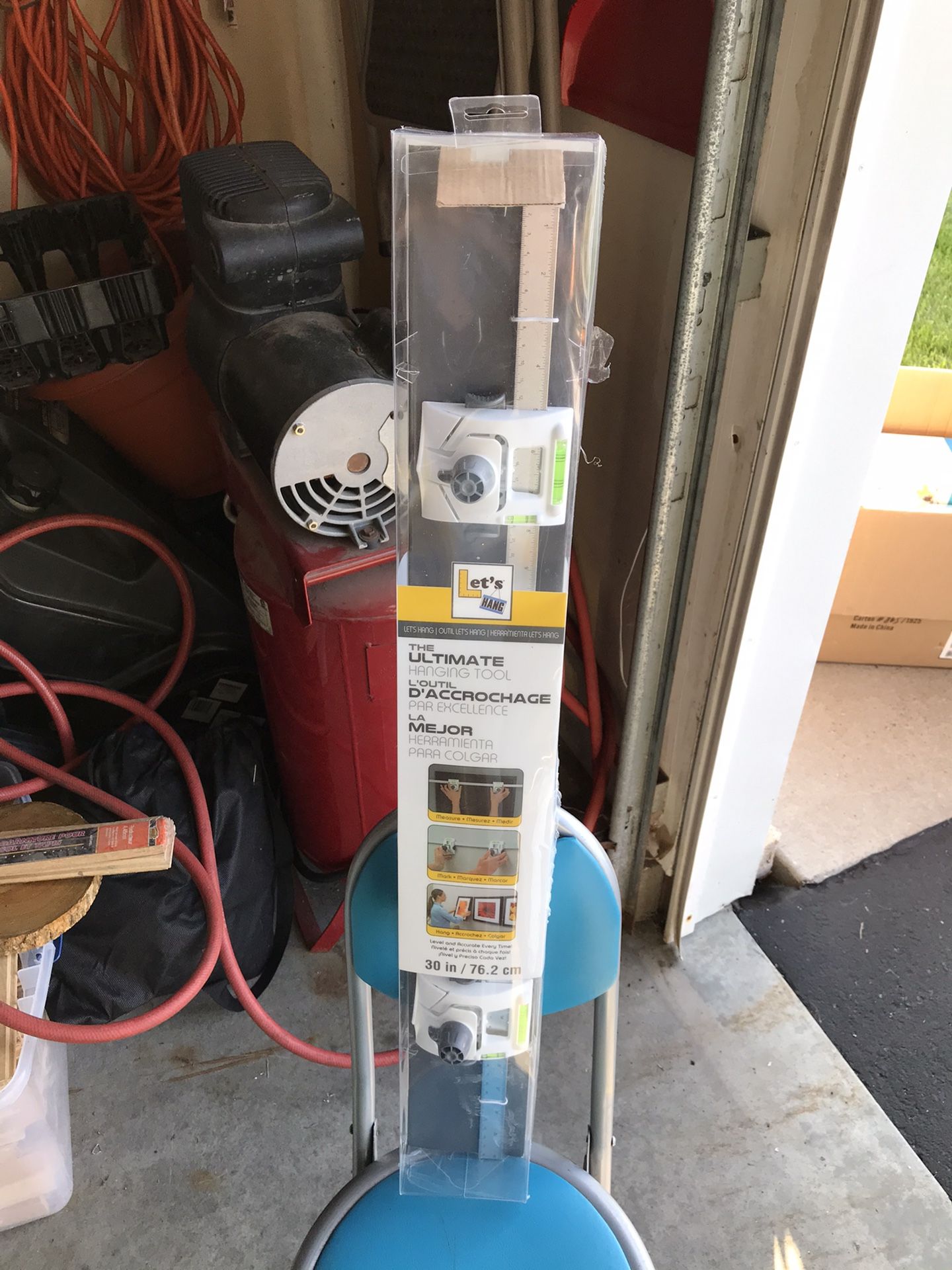 LH The Ultimate Hanging Tool- New