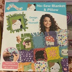 No-sew Blanket And Pillow Squish mellow Set