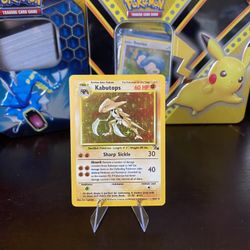 Pokemon Card Kabutops 