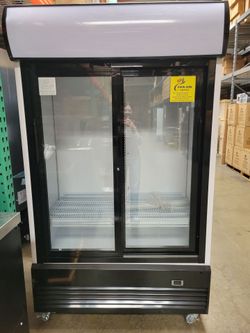 CLEARANCE – 2-Door Sliding Glass Beverage Refrigerator | 103840L0220